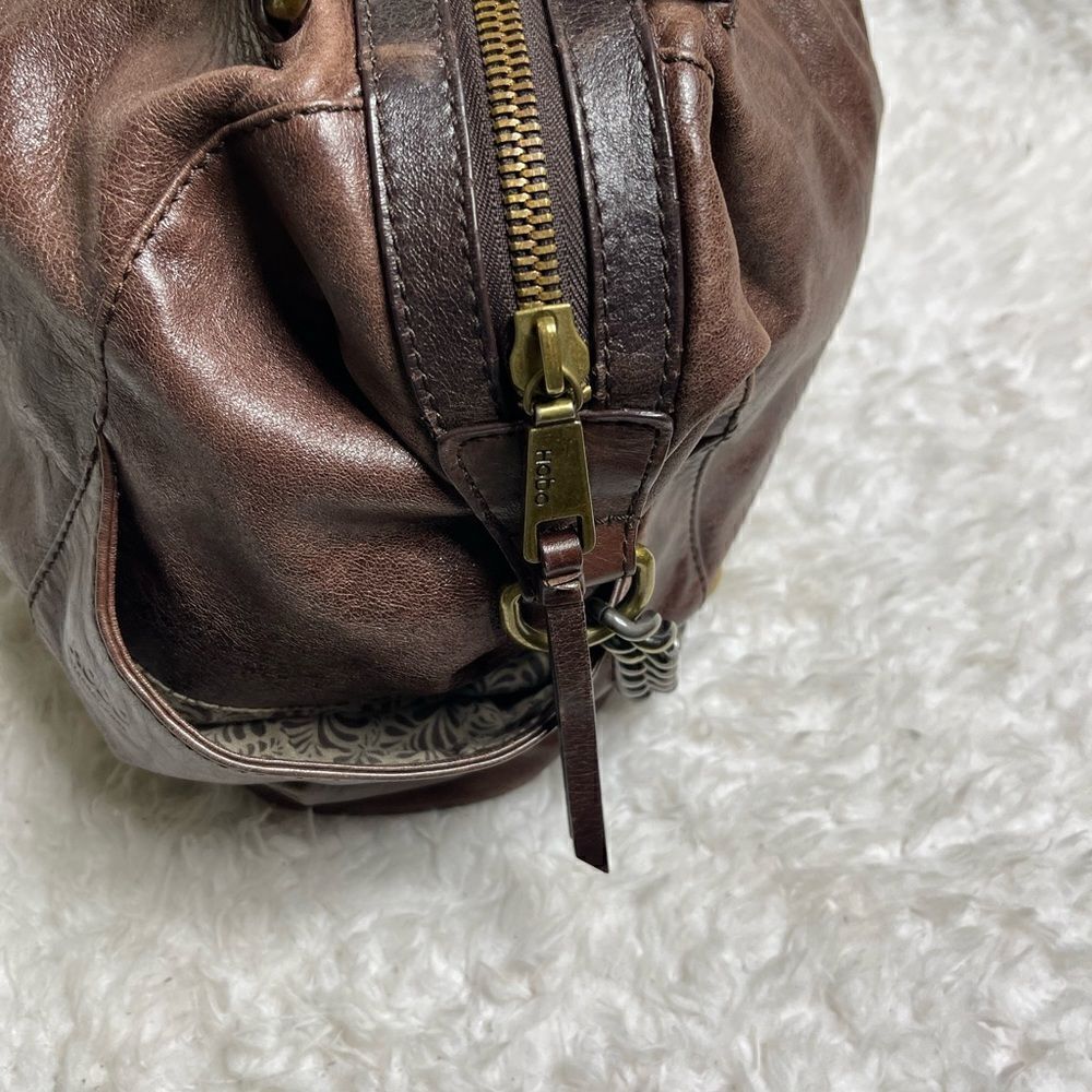 HOBO International Leather distress Brown shoulder bag antique tone hardwares - Picture 5 of 11